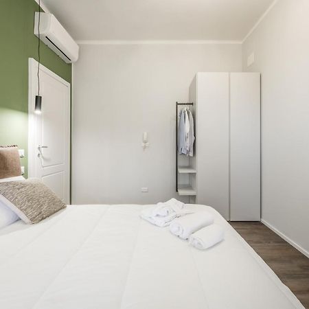 Cucchiari Suite 4B Модена Экстерьер фото