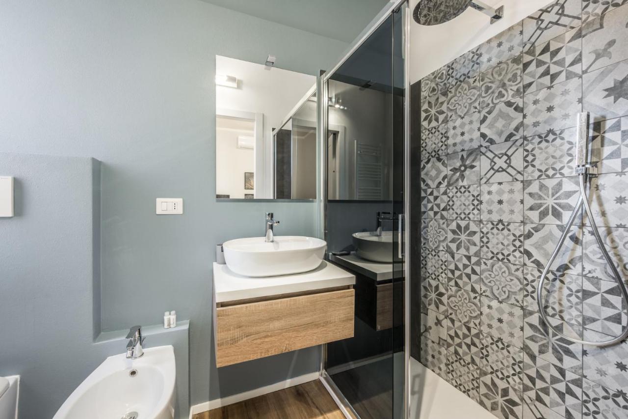 Cucchiari Suite 4B Модена Экстерьер фото