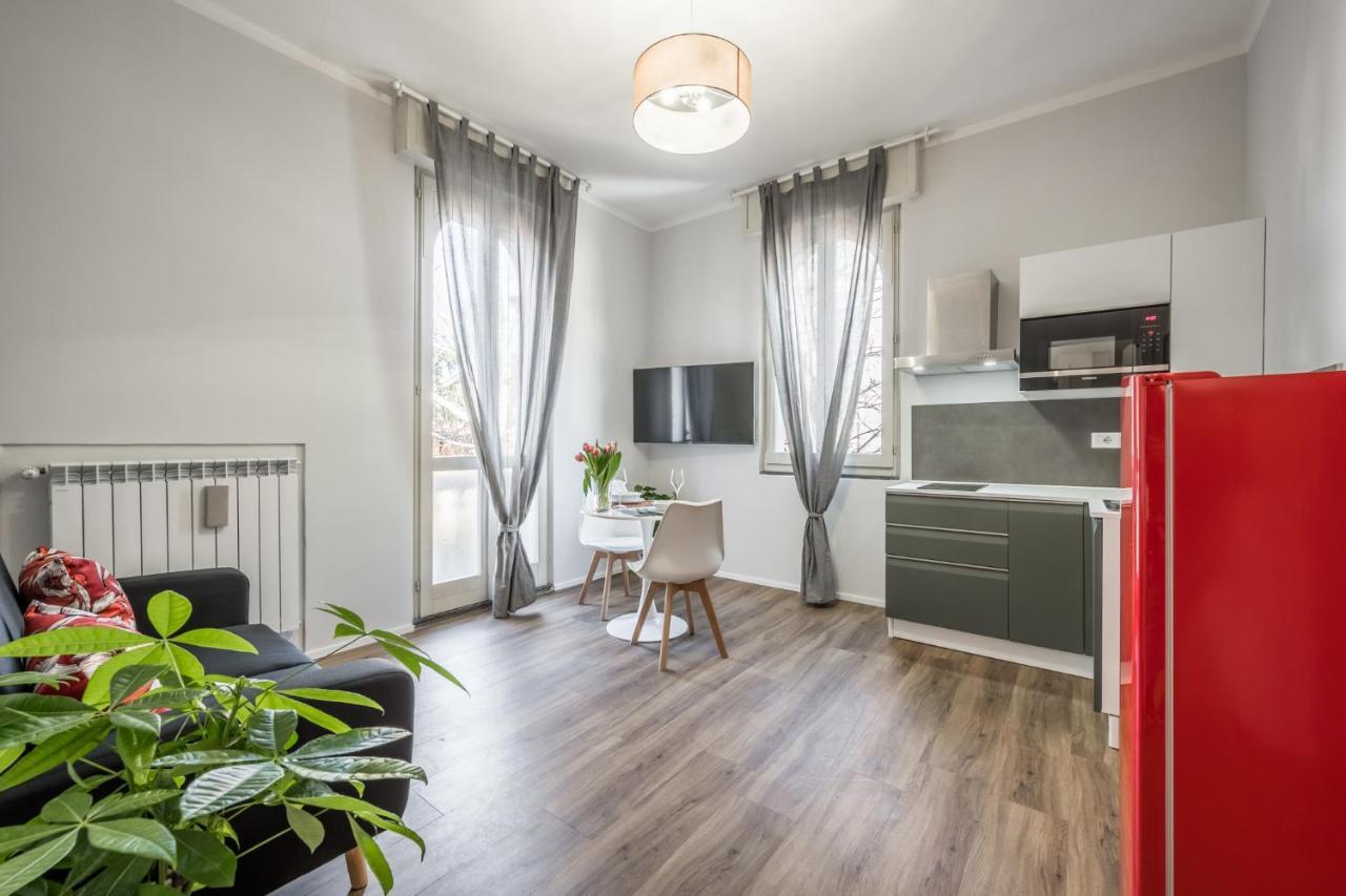 Cucchiari Suite 4B Модена Экстерьер фото
